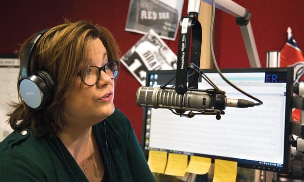 WLNI 105.9 FM